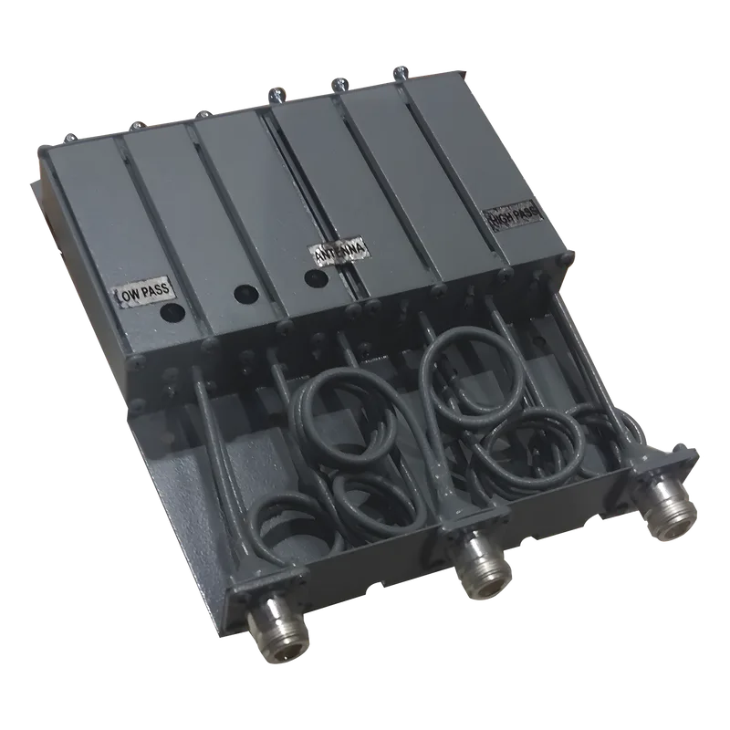 Duplexer SYSCOM en VHF, 6 Cav. 136-148 MHz, 50 Watt, 5 MHz Sep. Rechazo de Banda, N Hembras. EPCOM INDUSTRIAL SYS-1533-1N