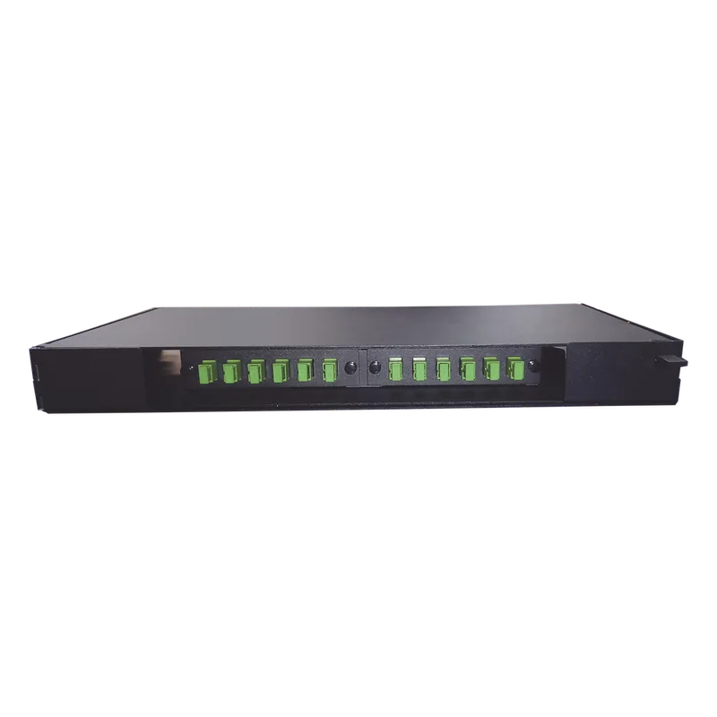Patch panel de 12 puertos de 1u, incluye pigtails, adapters plates y splice tray OPTEX KITPATCH-FD500