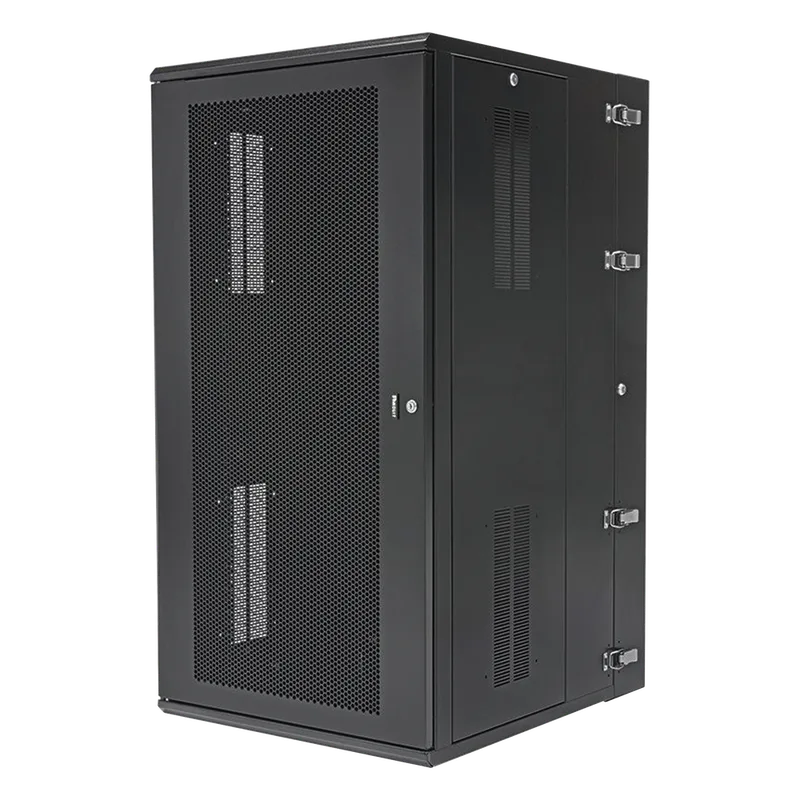 Gabinete PanZone de Montaje en Pared, de 19in, Puerta Ventilada, 26 UR, 762mm de Profundidad, Color Negro PANDUIT PZWMC2630P