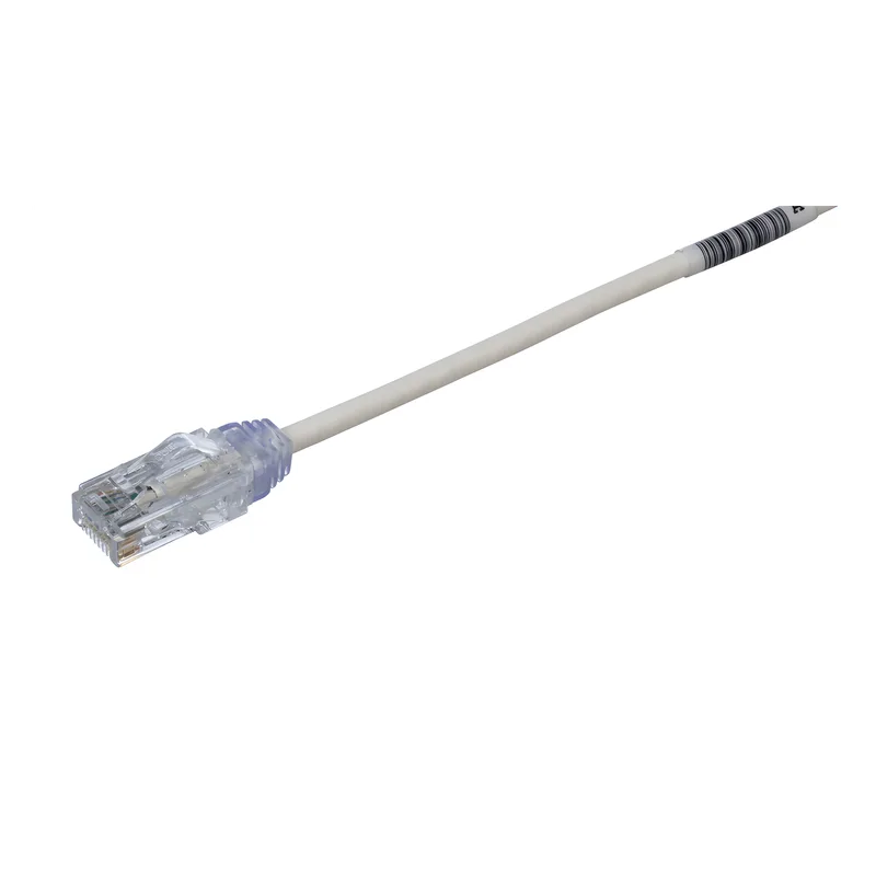 Cable de Parcheo TX6, UTP Cat6, Diámetro Reducido (28AWG), Color Blanco Mate, 4.57 Metros (15 Pies) PANDUIT UTP28SP15