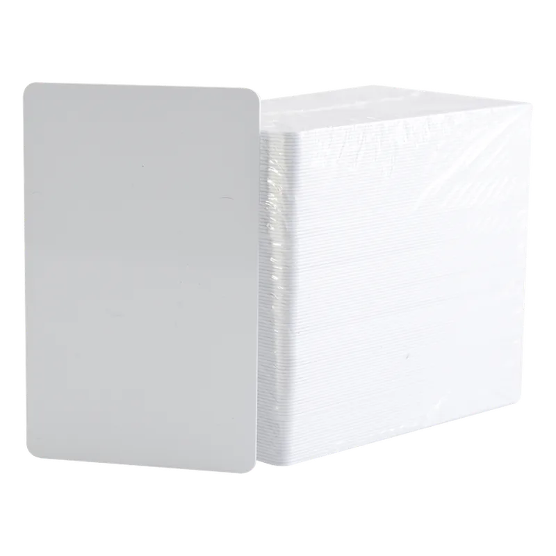 Paquete de 500 tarjetas de PVC UltraCard 30 mil CR80/ Diseñadas para impresión/ Sin Tecnología HID 081754