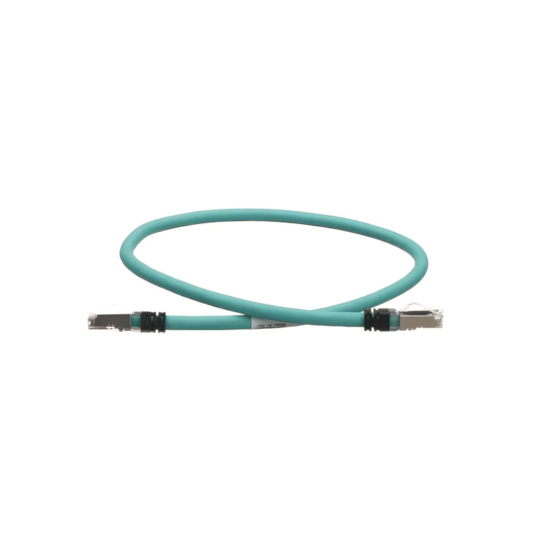 Patch Cord Cat5e de Grado Industrial 600V, Blindado SF/UTP, Calibre 24 AWG, Color Aqua, 60 cm (23.62 pulgadas). PANDUIT ISTPHCH0.6MTL