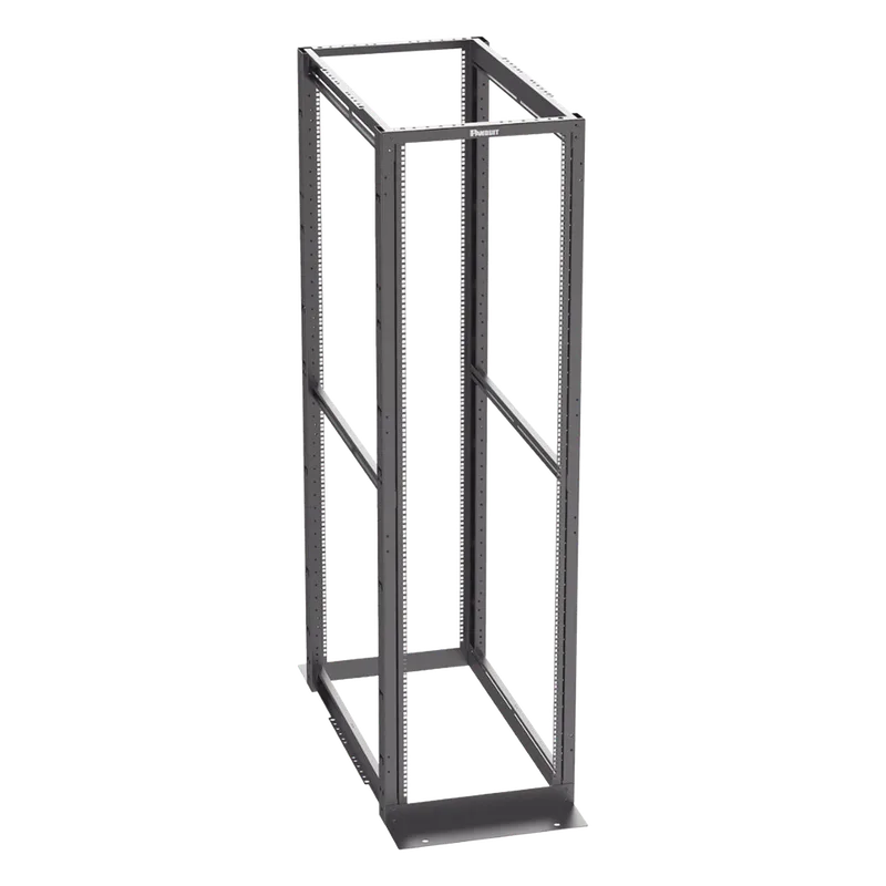 Rack de Cuatro Postes Estándar de 19", Rieles Con Orificio Para Tuerca Enjaulada, Profundidad Máxima de 41.5 in, 45 Unidades de Rack, Color Negro PANDUIT R4P42CN