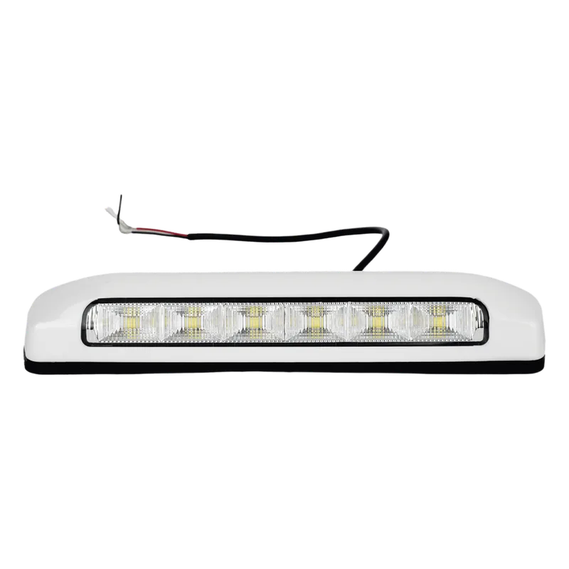 Luz de Escena, 6 LED, IP67, con bisel color blanco, Ideal para Ambulancias y Vehiculos de trabajo EPCOM INDUSTRIAL SIGNALING XLTE2205W