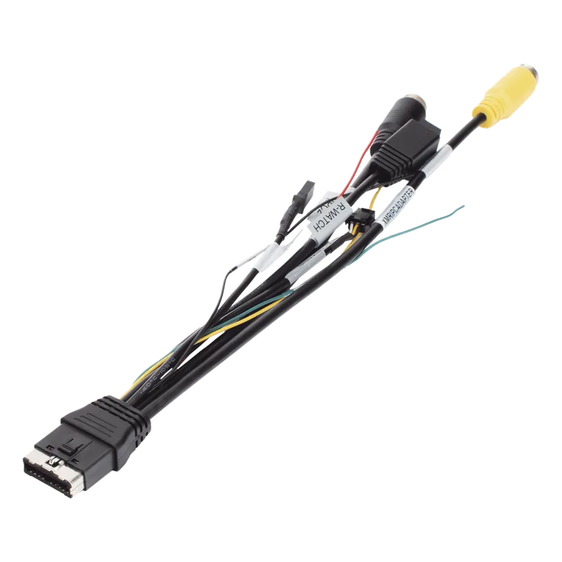 Cable adaptador / posibilita la inclusión de un canal IP, incorpora salida de video conector tipo aviación 4 pines y datos RS485 / compatible con modelo XMR406NAHD EPCOM XMRIPCADAPTER