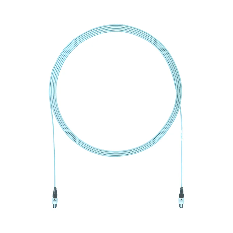 Cable de Interconexión de 12 Fibras Ópticas Multimodo OM4, Con Conector Pan-MPO Hembra - Hembra, Polaridad B, OFNP (Plenum), de 2 Metros (6.56 Pies) PANDUIT FRZTP77Y001M002