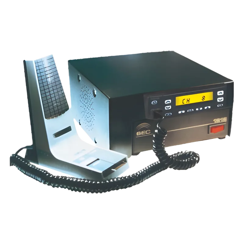 Radiobase con radio KENWOOD TK8302HK2, 400-470 MHz, 8 Canales, 45 W de Potencia. SKB-8302HK2