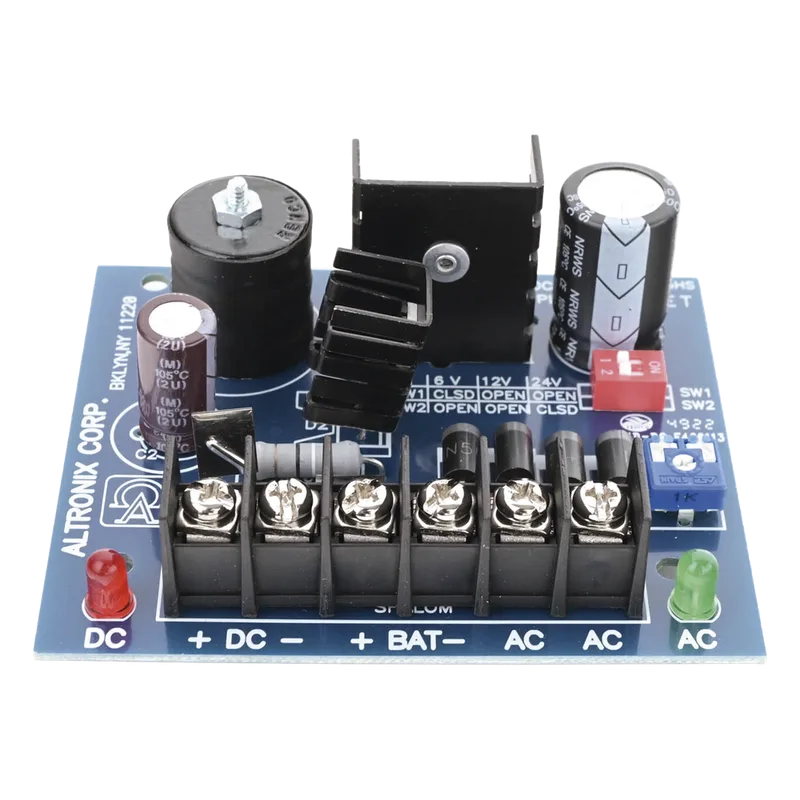 6 o 12 o 24 Vcc @ 2.5 A / fuente tipo tarjeta / 1 salida / requiere transformador de entrada / capacidad de baterías / baterías no incluidas. ALTRONIX SMP-3