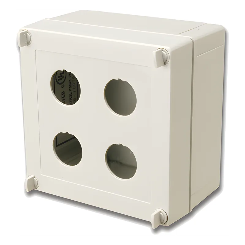 Caja industrial de conexión (Ruggedized), de 4 puertos de cobre o fibra, con protección IP66/IP67 (NEMA 4X) SIEMON X-IBOX-04