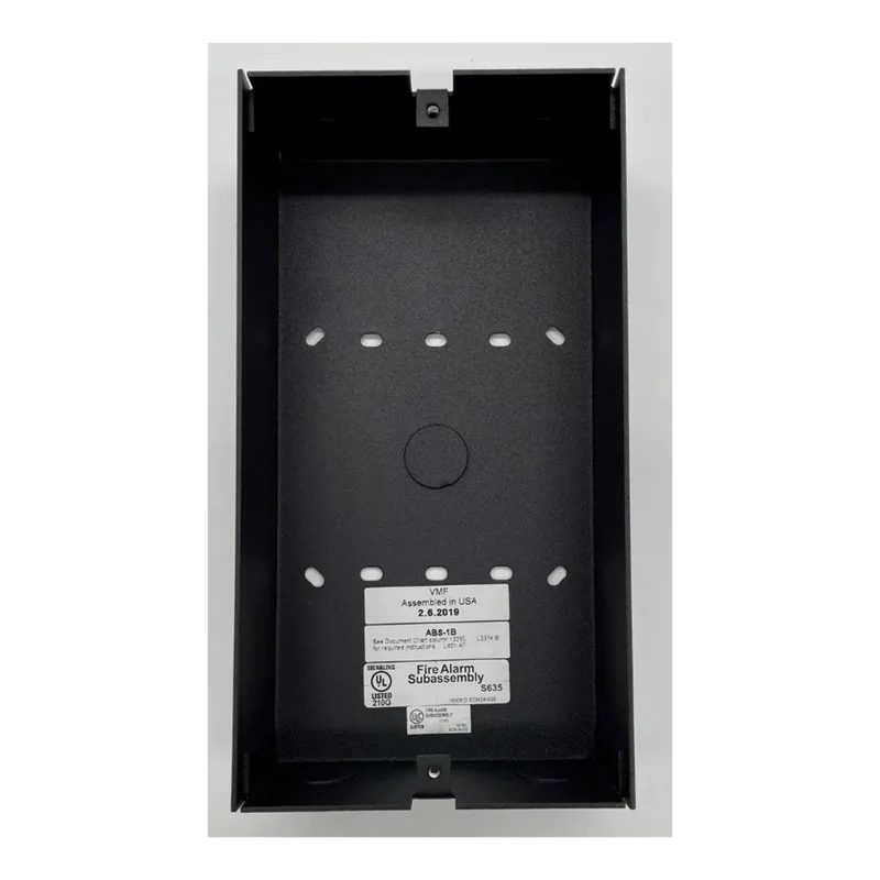 Caja de montaje en superficie para un módulo anunciador de la serie ACS, con entradas para conducto de 1/2 pulgada NOTIFIER ABS-1B