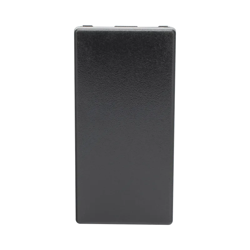 Medio Módulo de Placa Ciega Color Negro / (K105/14) SIMON SM-1/2PC-N