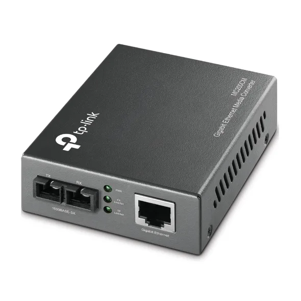 Convertidor Fibra Óptica Multimodo / 1 Puerto RJ45 10/100/1000 Mbps / Puerto Fibra Óptica SC 1000 Mbps / Hasta 550 metros / Plug and Play TP-LINK MC200CM